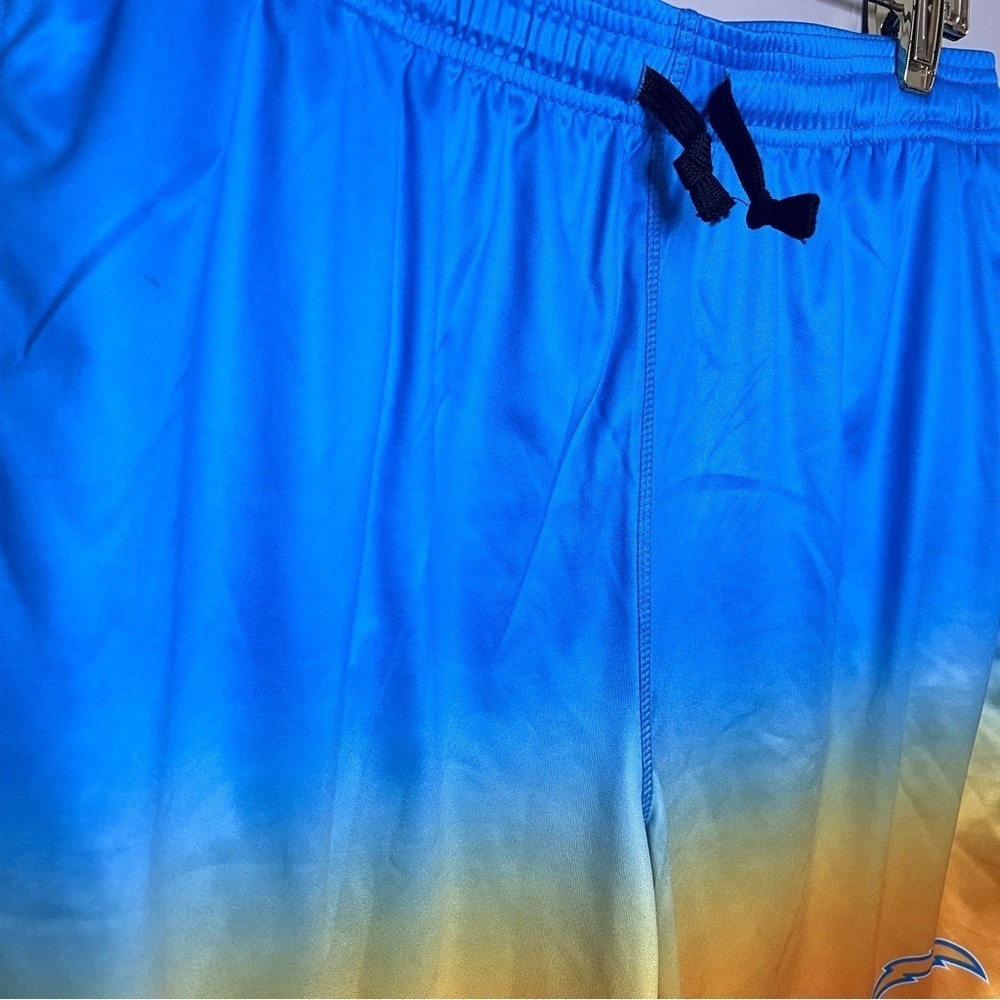NFL Blue Orange Los Angeles Chargers Game Ready Gradient Training Shorts Medium - Picture 2 of 6